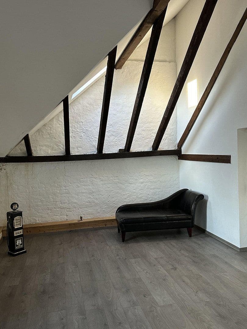office to rent, 115 m², Oberbenrader Strasse 51, Krefeld, North Rhine-Westphalia office to rent, 115 m², Oberbenrader Strasse 51, Krefeld, North Rhine-Westphalia