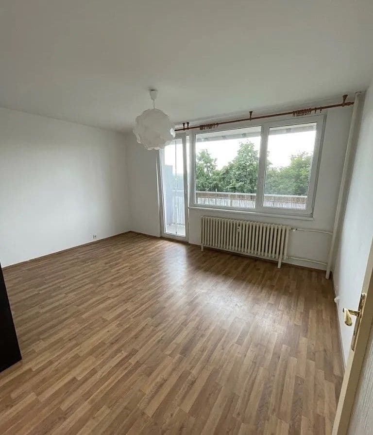 1 bedroom with open-plan kitchen flat to rent, 48 m², Arménská, Brno, Jihomoravský Region 1 bedroom with open-plan kitchen flat to rent, 48 m², Arménská, Brno, Jihomoravský Region