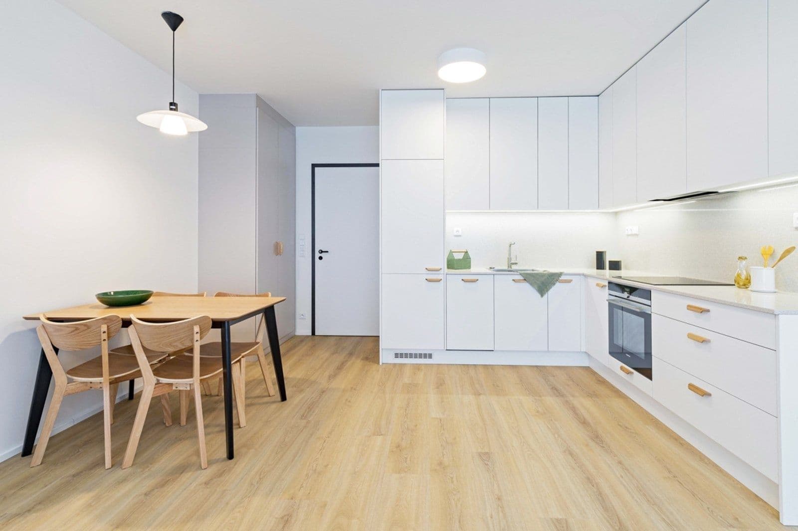 1 bedroom with open-plan kitchen flat to rent, 56 m², Vrbenského, Prague, Prague 1 bedroom with open-plan kitchen flat to rent, 56 m², Vrbenského, Prague, Prague