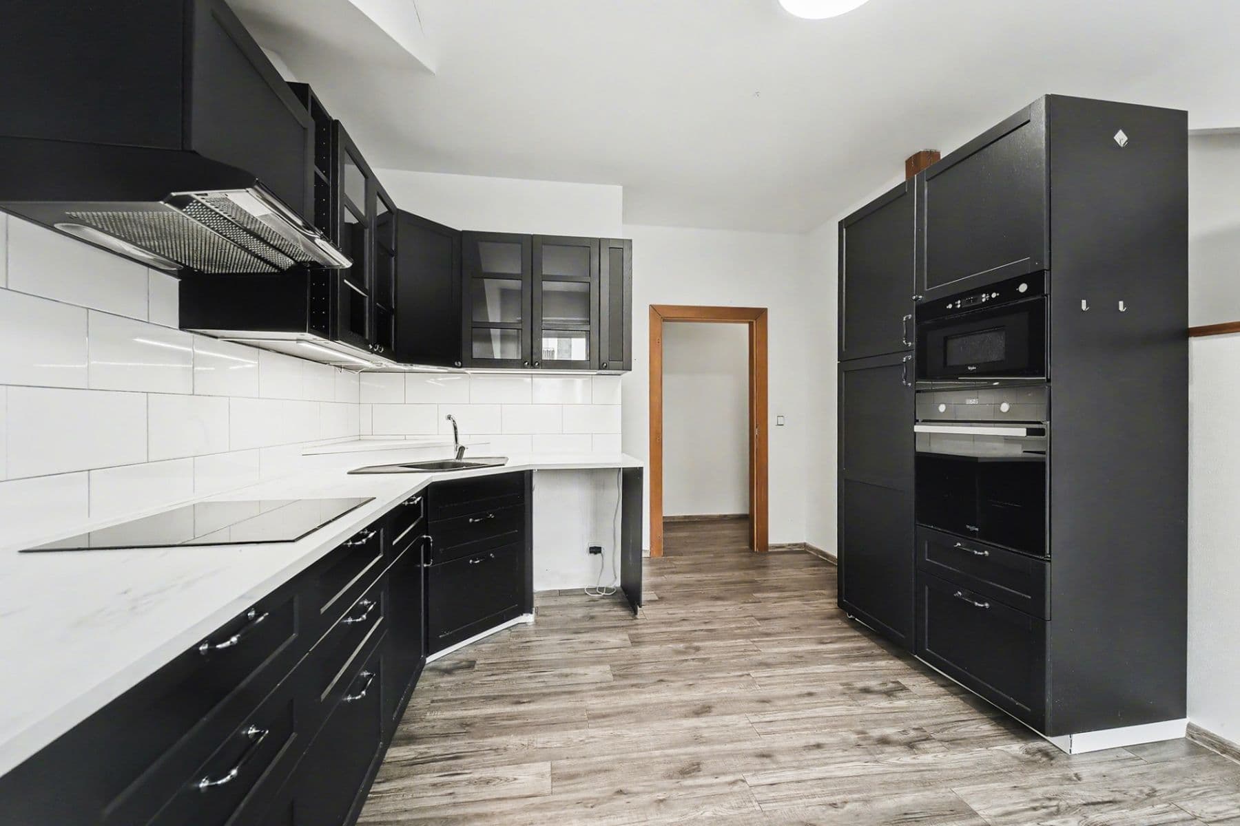 2 bedroom with open-plan kitchen flat to rent, 116 m², Miličín, Středočeský Region 2 bedroom with open-plan kitchen flat to rent, 116 m², Miličín, Středočeský Region