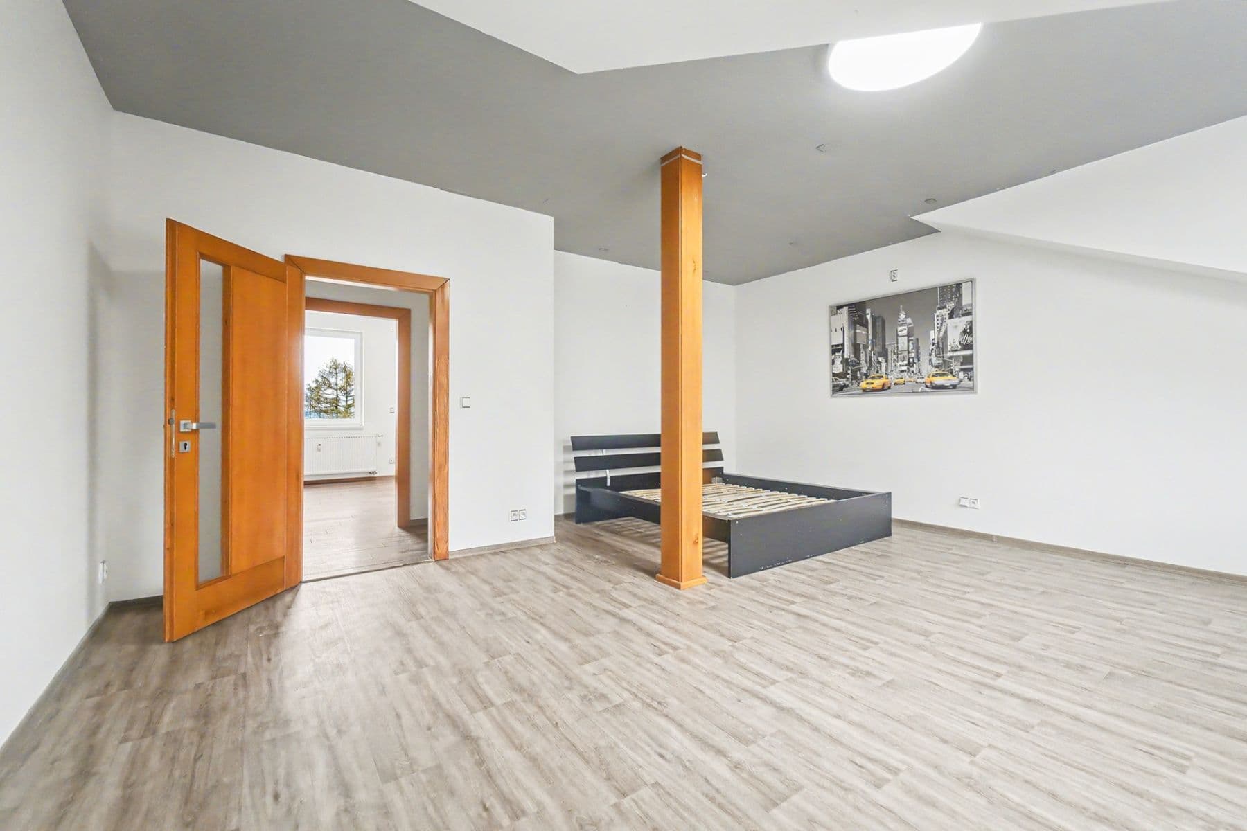 2 bedroom with open-plan kitchen flat to rent, 116 m², Miličín, Středočeský Region 2 bedroom with open-plan kitchen flat to rent, 116 m², Miličín, Středočeský Region