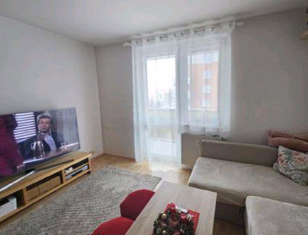 1 bedroom with open-plan kitchen flat to rent, 43 m², U Kasáren, Mladá Boleslav, Středočeský Region 1 bedroom with open-plan kitchen flat to rent, 43 m², U Kasáren, Mladá Boleslav, Středočeský Region