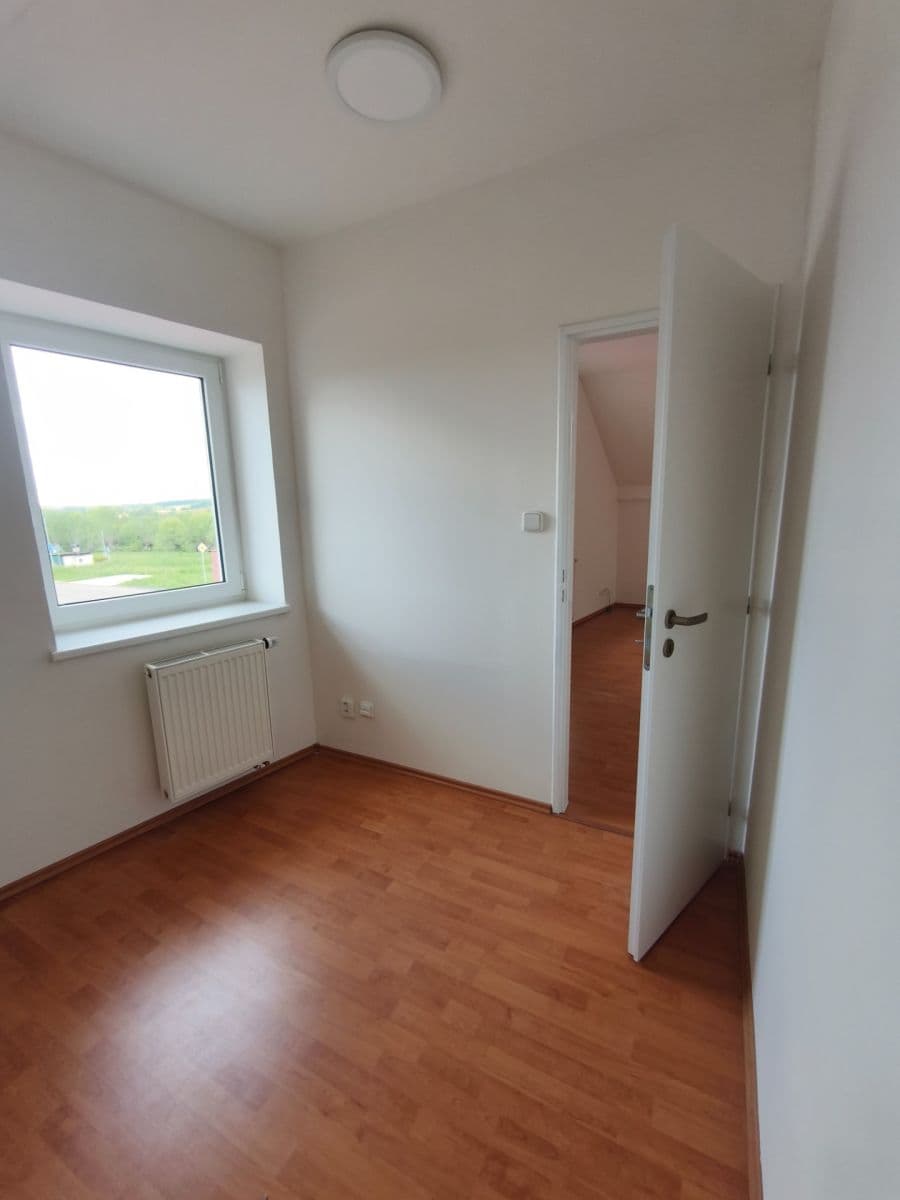 3 bedroom with open-plan kitchen flat to rent, 106 m², Boleslavská, Sobotka, Královéhradecký Region 3 bedroom with open-plan kitchen flat to rent, 106 m², Boleslavská, Sobotka, Královéhradecký Region