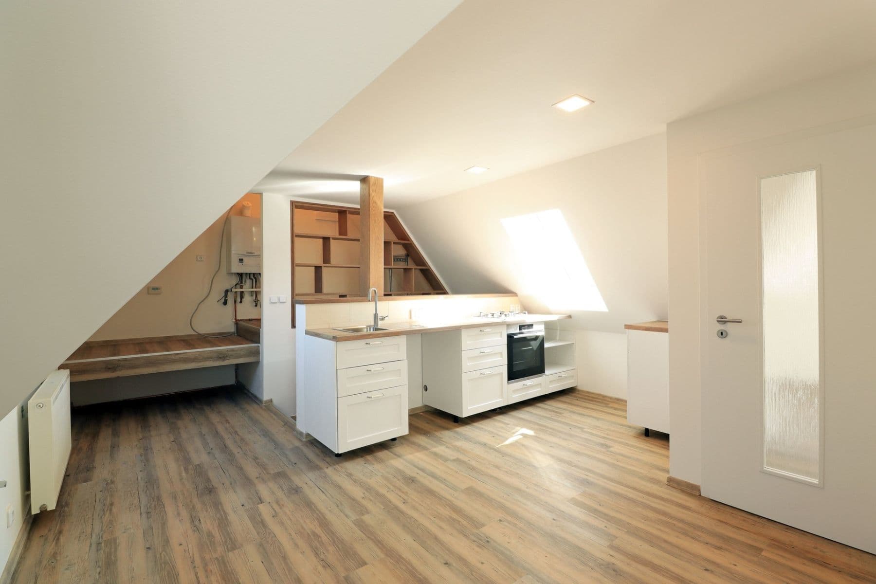 1 bedroom with open-plan kitchen flat to rent, 65 m², Chýňská, Prague, Prague 1 bedroom with open-plan kitchen flat to rent, 65 m², Chýňská, Prague, Prague