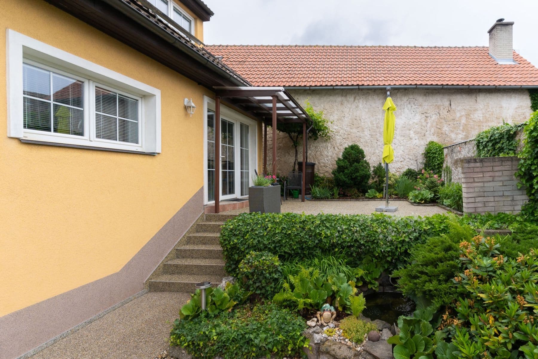 house to rent, 123 m², Hradešín, Středočeský Region house to rent, 123 m², Hradešín, Středočeský Region