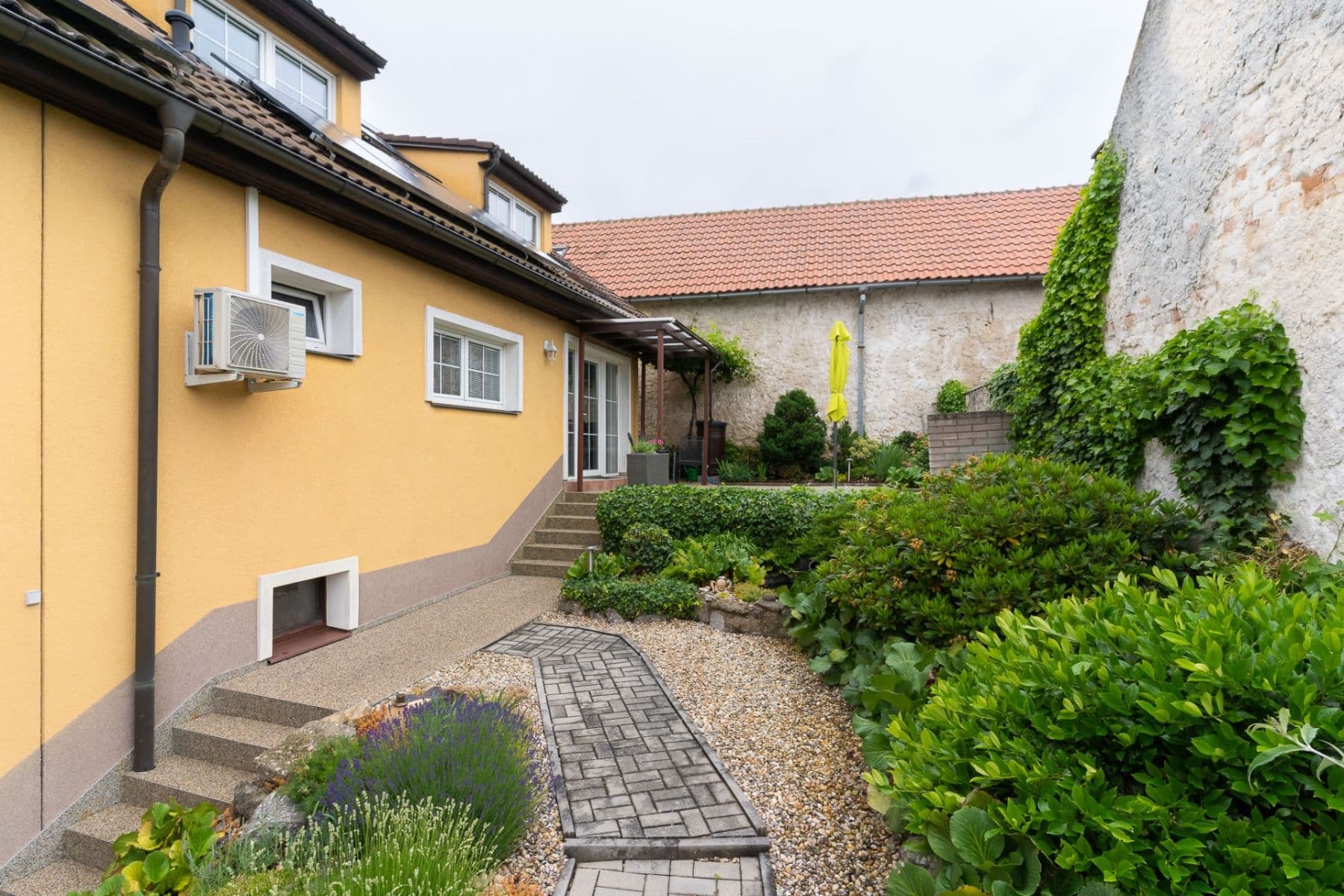 house to rent, 123 m², Hradešín, Středočeský Region house to rent, 123 m², Hradešín, Středočeský Region
