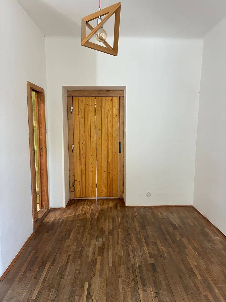 1 bedroom with open-plan kitchen flat to rent, 53 m², U Uranie, Prague, Prague 1 bedroom with open-plan kitchen flat to rent, 53 m², U Uranie, Prague, Prague