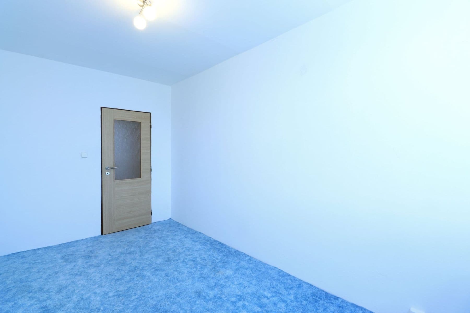 2 bedroom with open-plan kitchen flat to rent, 66 m², Petýrkova, Prague, Prague 2 bedroom with open-plan kitchen flat to rent, 66 m², Petýrkova, Prague, Prague