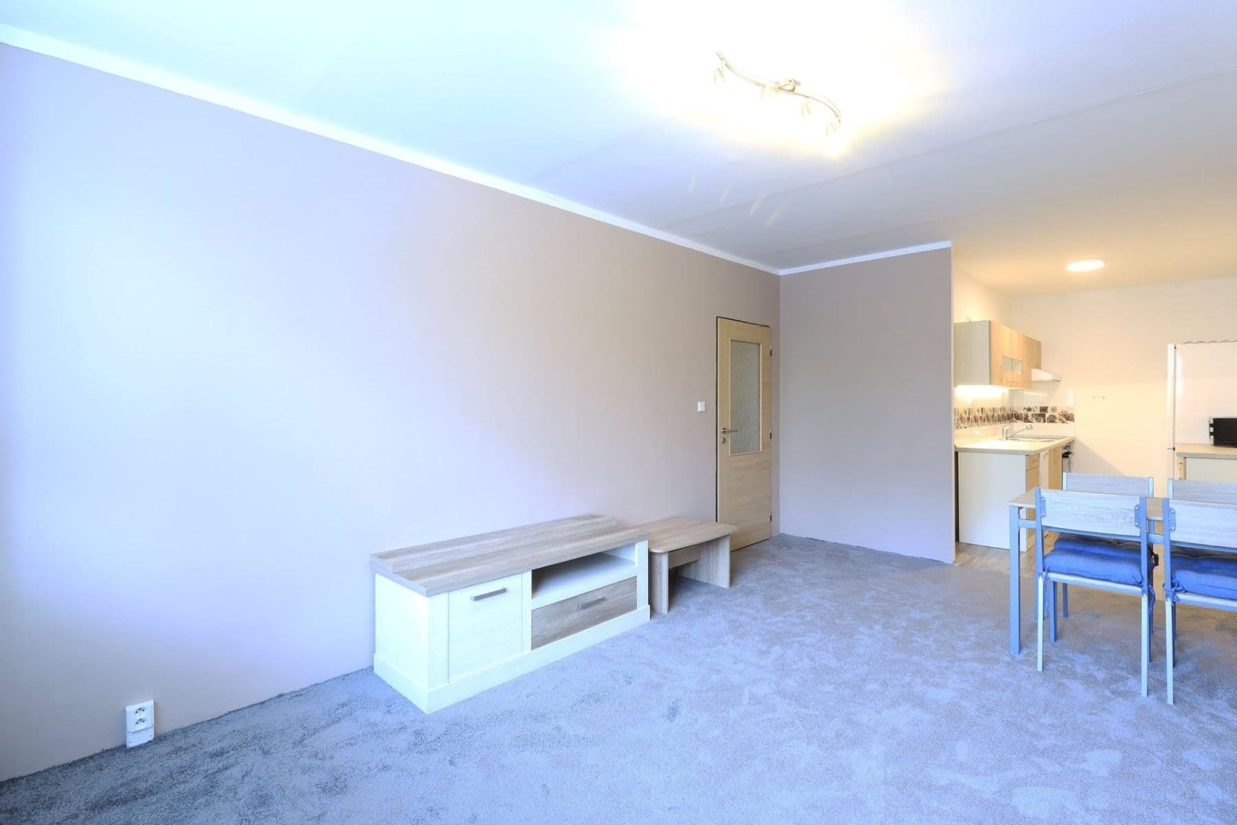 2 bedroom with open-plan kitchen flat to rent, 66 m², Petýrkova, Prague, Prague 2 bedroom with open-plan kitchen flat to rent, 66 m², Petýrkova, Prague, Prague