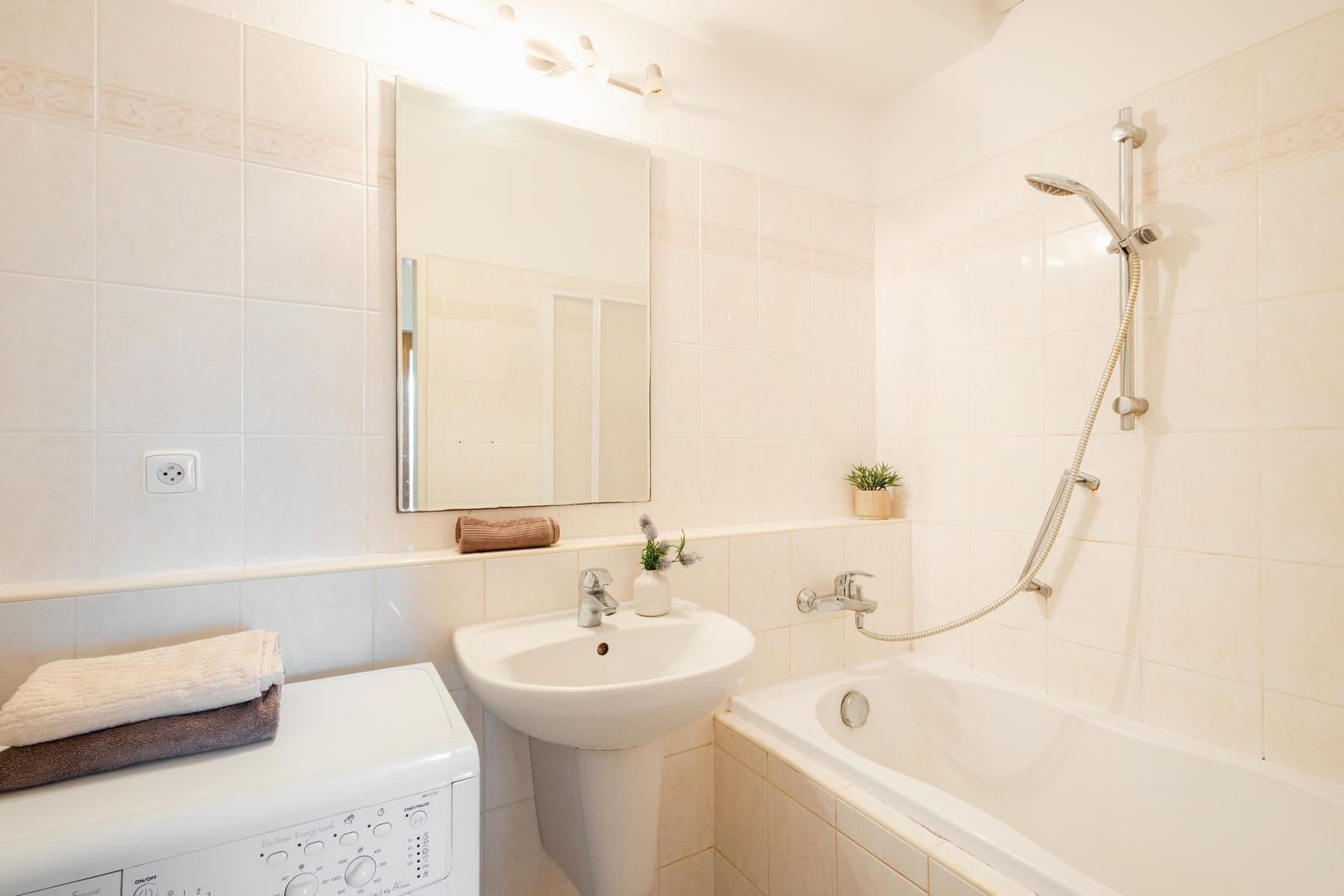 1 bedroom with open-plan kitchen flat for sale, 49 m², Wiedermannova, Prague, Prague 1 bedroom with open-plan kitchen flat for sale, 49 m², Wiedermannova, Prague, Prague