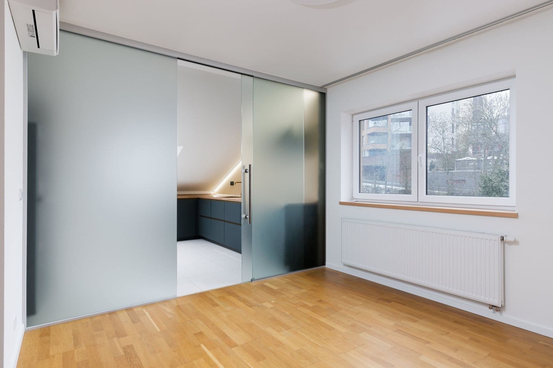 2 bedroom with open-plan kitchen flat to rent, 63 m², Na Popelce, Prague, Prague 2 bedroom with open-plan kitchen flat to rent, 63 m², Na Popelce, Prague, Prague