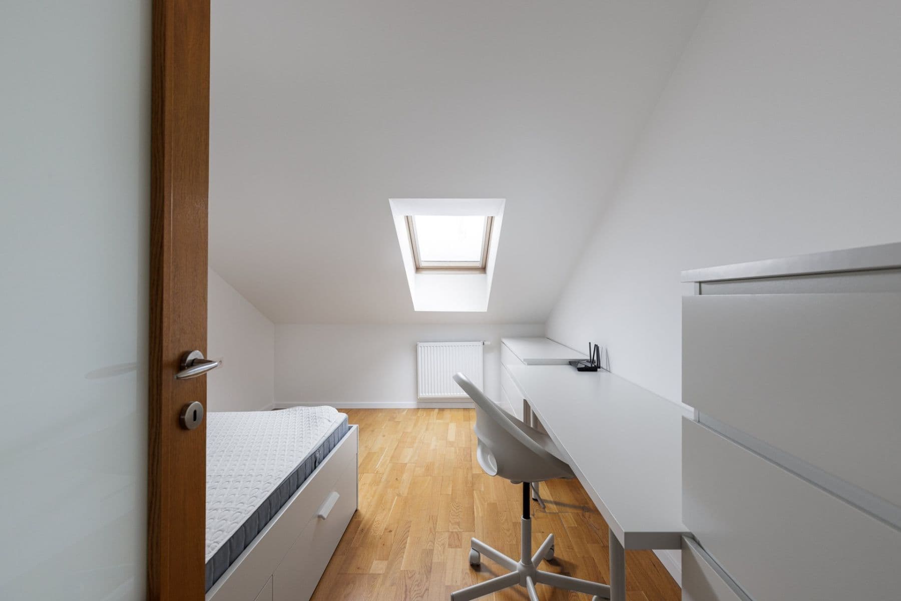 2 bedroom with open-plan kitchen flat to rent, 63 m², Na Popelce, Prague, Prague 2 bedroom with open-plan kitchen flat to rent, 63 m², Na Popelce, Prague, Prague