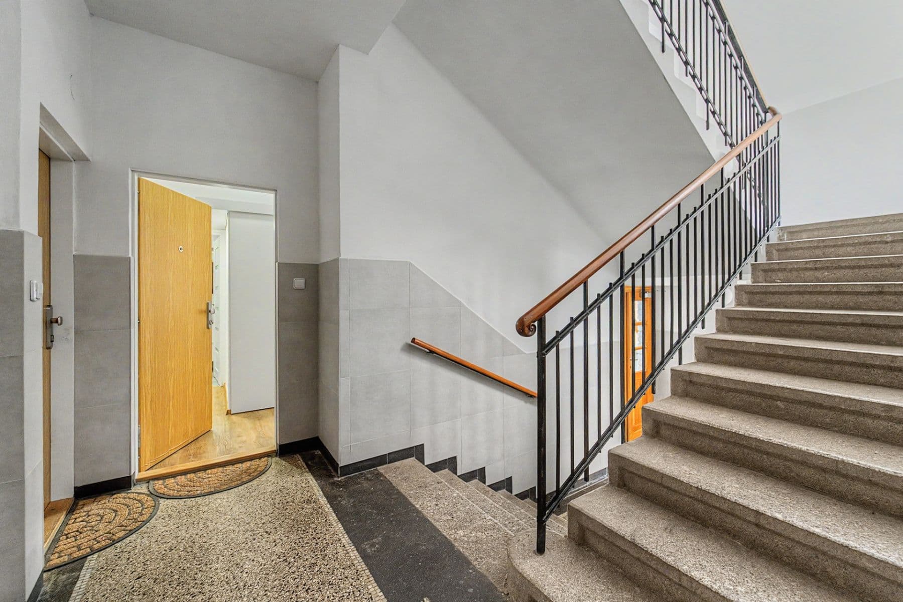 Studio flat for sale, 33 m², Lounských, Prague, Prague Studio flat for sale, 33 m², Lounských, Prague, Prague