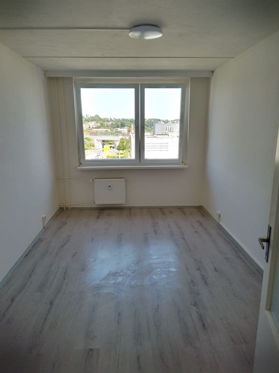 1 bedroom with open-plan kitchen flat to rent, 39 m², Bryksova, Prague, Prague 1 bedroom with open-plan kitchen flat to rent, 39 m², Bryksova, Prague, Prague