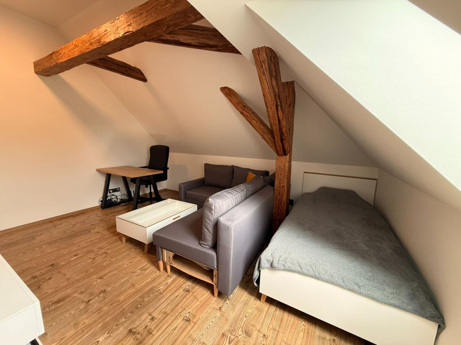 Studio flat for sale, 36 m², Staré Buky, Královéhradecký Region Studio flat for sale, 36 m², Staré Buky, Královéhradecký Region