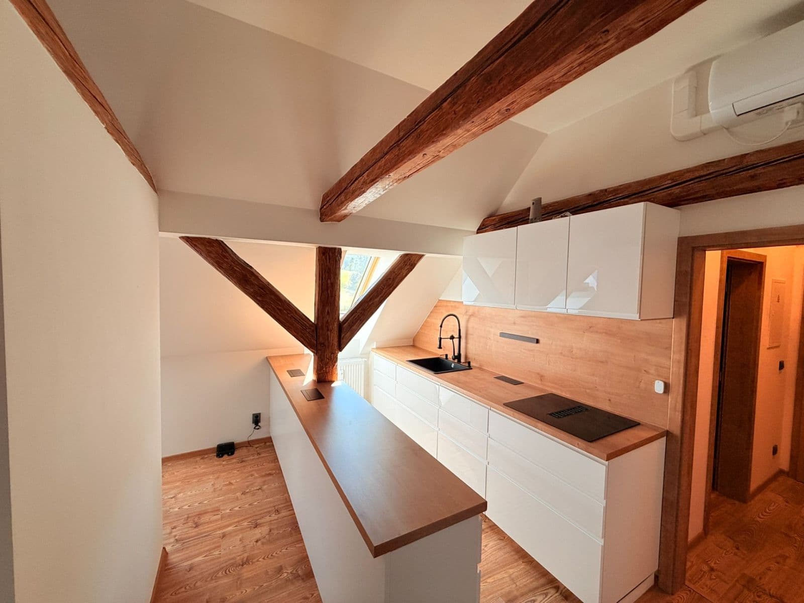 Studio flat for sale, 36 m², Staré Buky, Královéhradecký Region Studio flat for sale, 36 m², Staré Buky, Královéhradecký Region