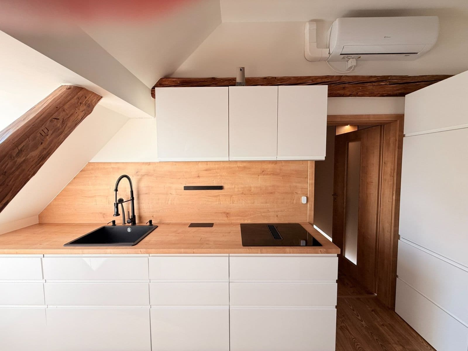 Studio flat for sale, 36 m², Staré Buky, Královéhradecký Region Studio flat for sale, 36 m², Staré Buky, Královéhradecký Region