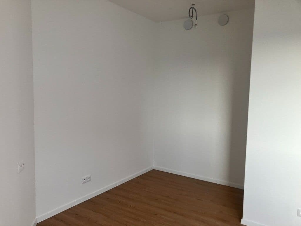 2 bedroom with open-plan kitchen flat to rent, 74 m², Brněnská, Šlapanice, Jihomoravský Region 2 bedroom with open-plan kitchen flat to rent, 74 m², Brněnská, Šlapanice, Jihomoravský Region