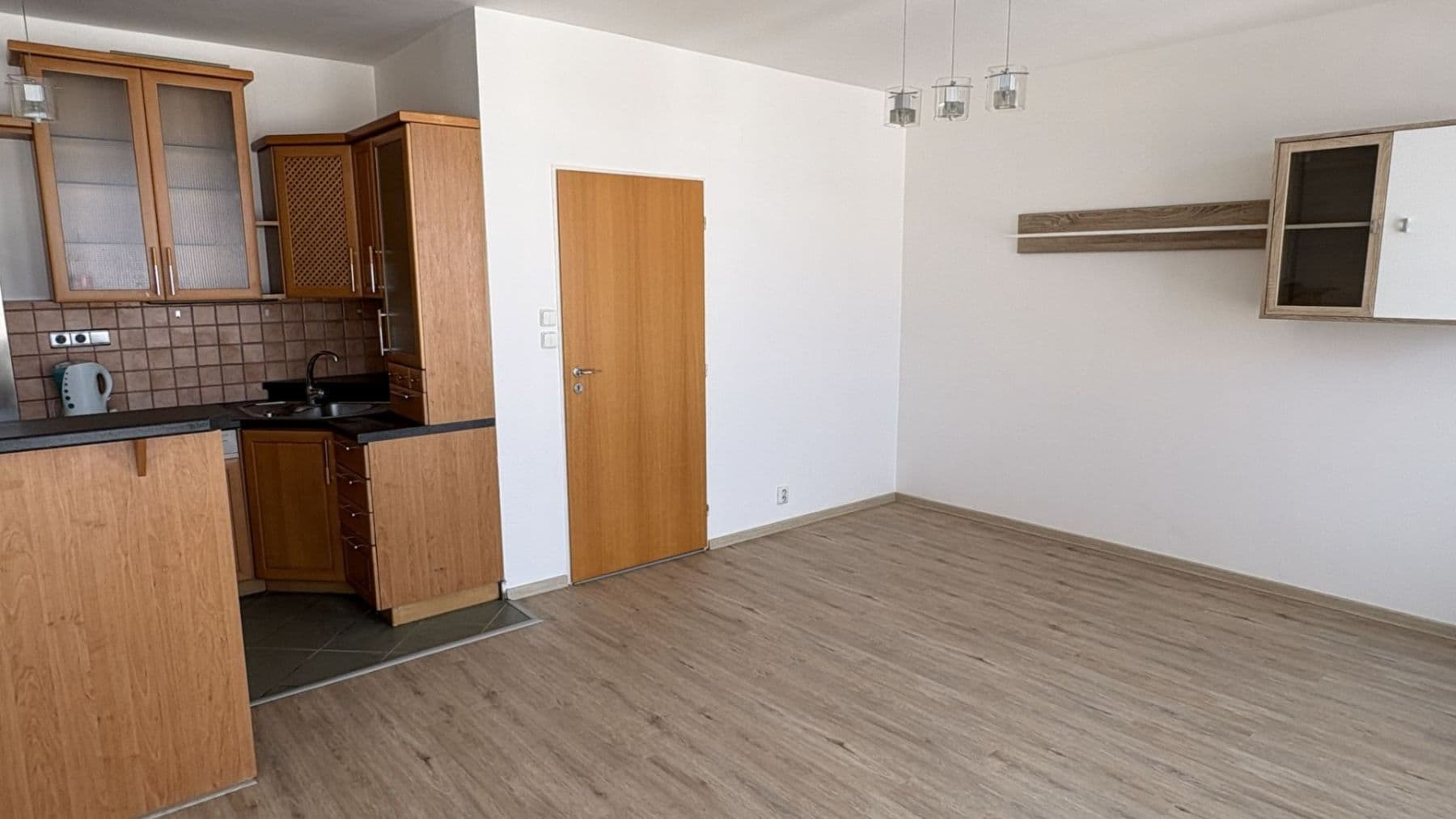 2 bedroom with open-plan kitchen flat to rent, 74 m², Vinohradská, Prague, Prague 2 bedroom with open-plan kitchen flat to rent, 74 m², Vinohradská, Prague, Prague