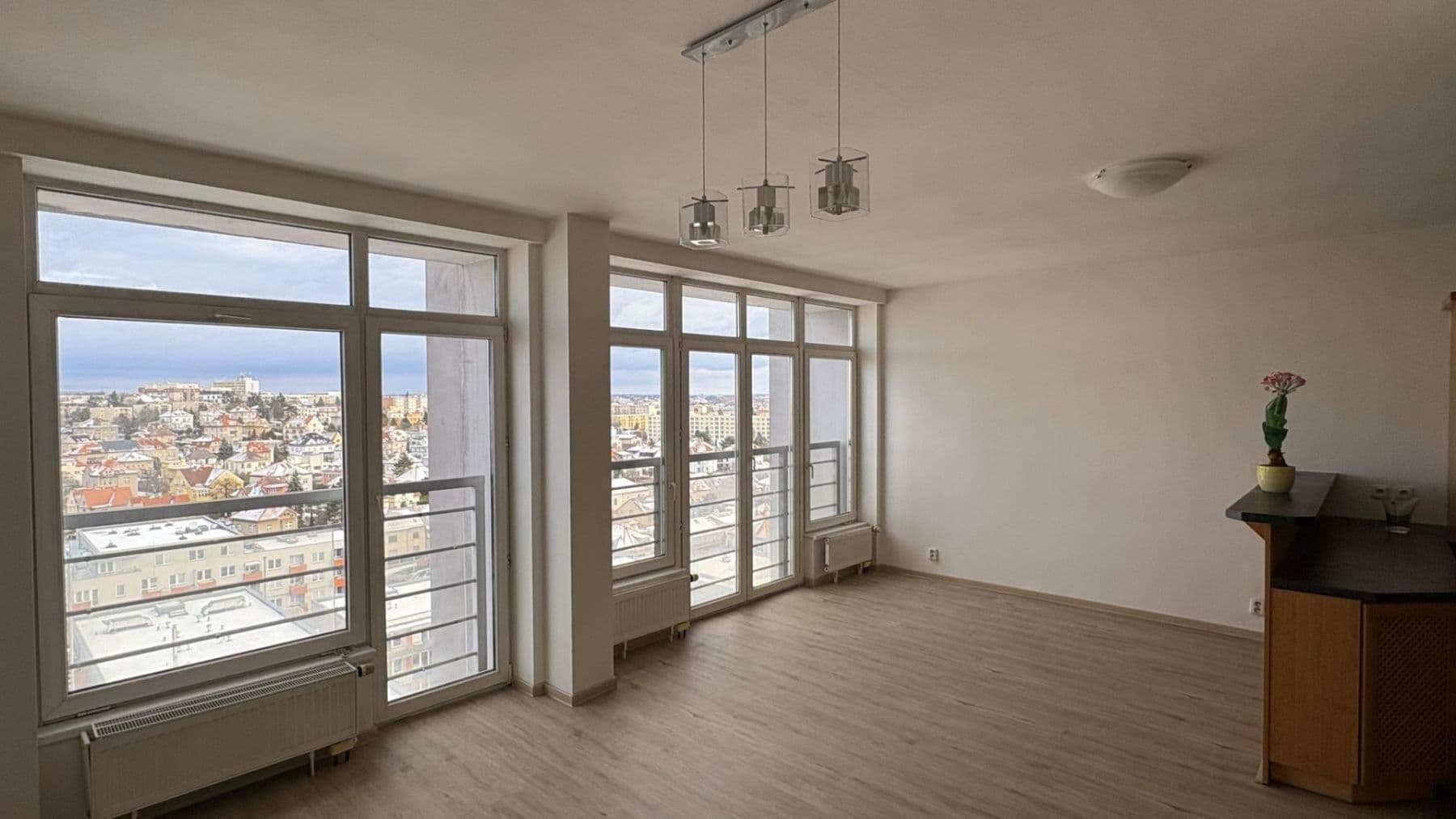 2 bedroom with open-plan kitchen flat to rent, 74 m², Vinohradská, Prague, Prague 2 bedroom with open-plan kitchen flat to rent, 74 m², Vinohradská, Prague, Prague