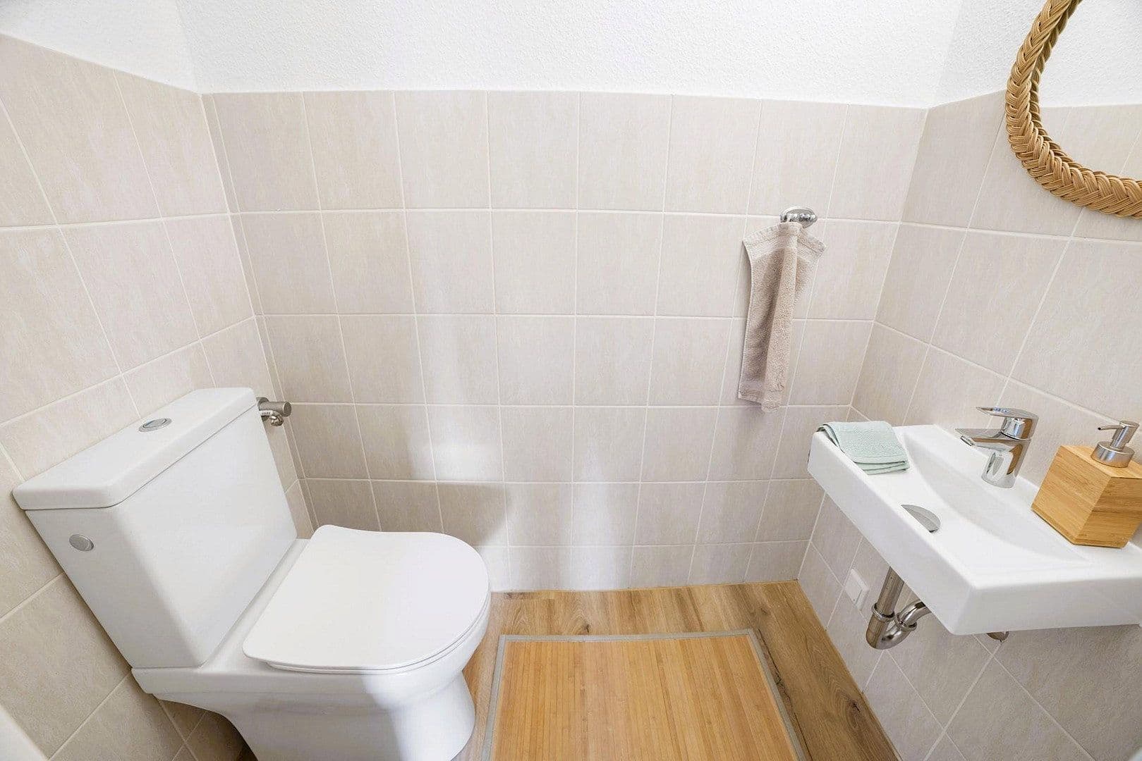 2 bedroom with open-plan kitchen flat for sale, 84 m², Duisburg, North Rhine-Westphalia 2 bedroom with open-plan kitchen flat for sale, 84 m², Duisburg, North Rhine-Westphalia