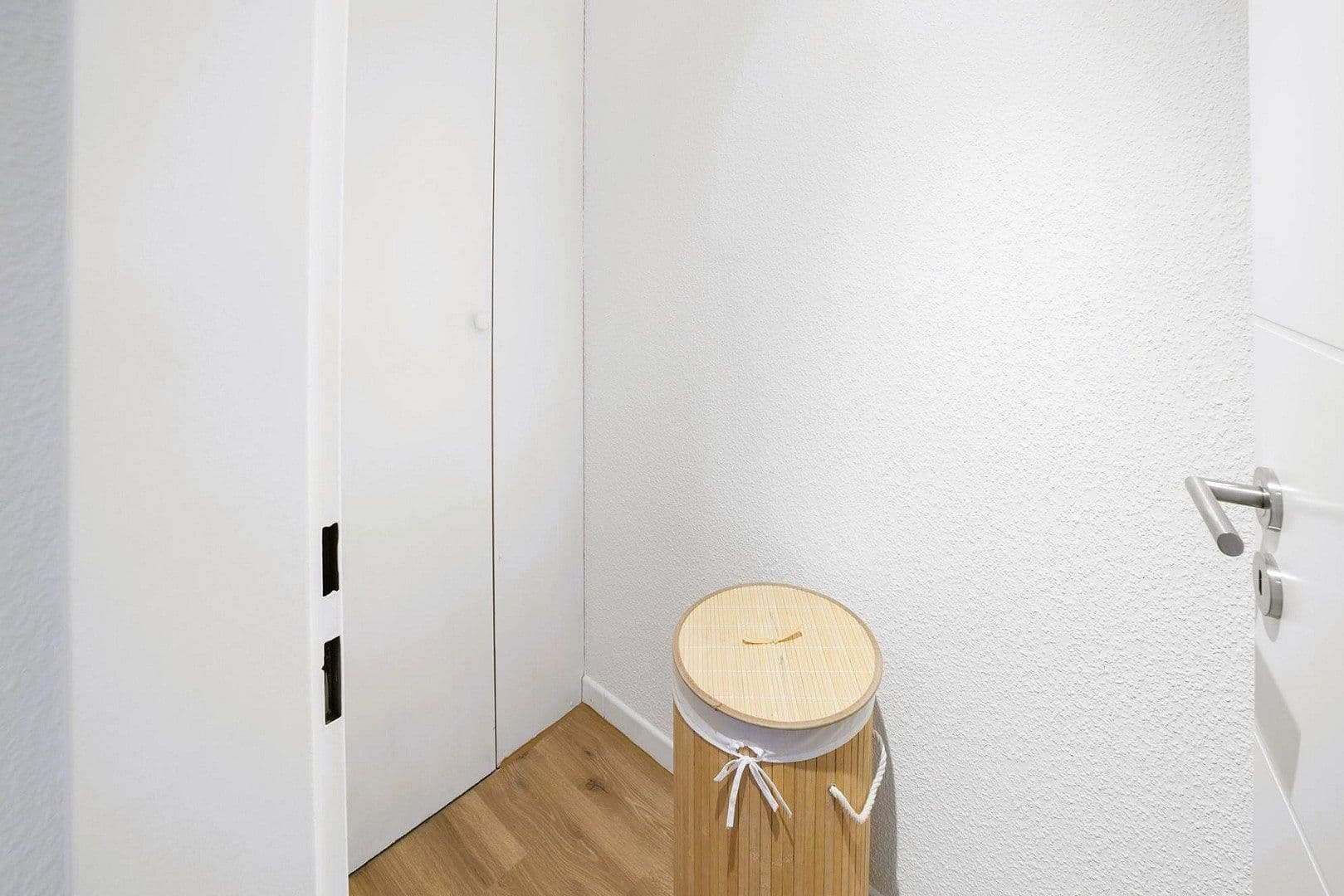 2 bedroom with open-plan kitchen flat for sale, 84 m², Duisburg, North Rhine-Westphalia 2 bedroom with open-plan kitchen flat for sale, 84 m², Duisburg, North Rhine-Westphalia