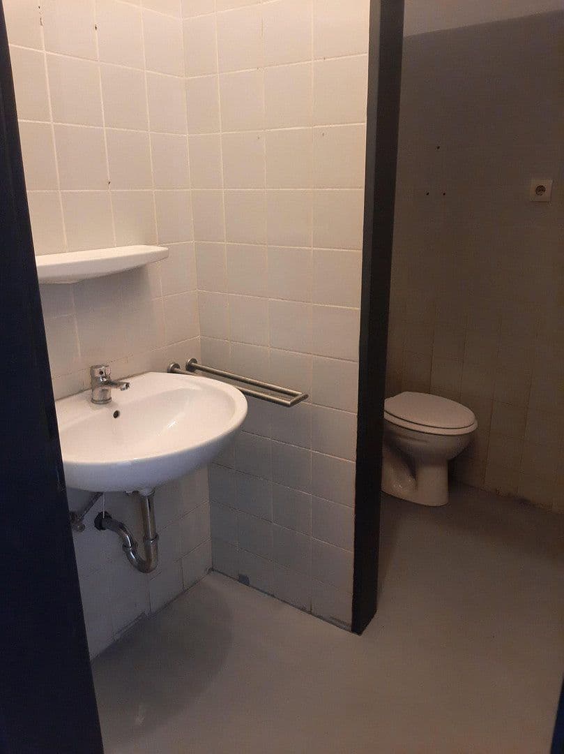 non-residential property to rent, 350 m², Bochum, North Rhine-Westphalia non-residential property to rent, 350 m², Bochum, North Rhine-Westphalia