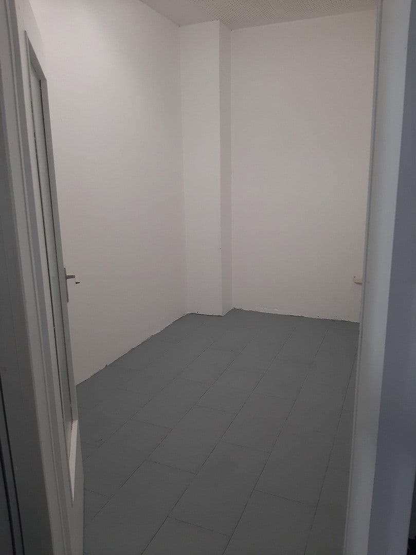 non-residential property to rent, 350 m², Bochum, North Rhine-Westphalia non-residential property to rent, 350 m², Bochum, North Rhine-Westphalia