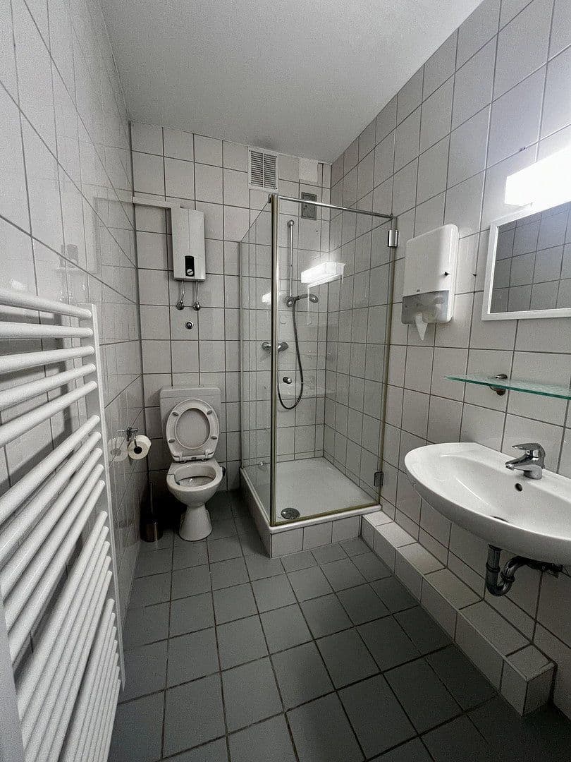 office to rent, 88 m², Hermann-Albertz-Str.188, Oberhausen, North Rhine-Westphalia office to rent, 88 m², Hermann-Albertz-Str.188, Oberhausen, North Rhine-Westphalia