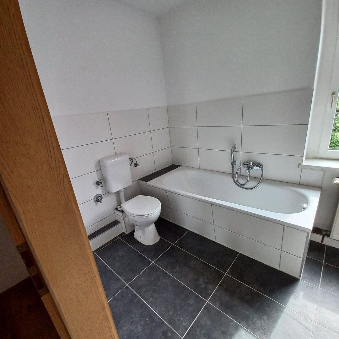 2 bedroom flat to rent, 67 m², Lengenfelder Straße 39, Zwickau, Saxony 2 bedroom flat to rent, 67 m², Lengenfelder Straße 39, Zwickau, Saxony