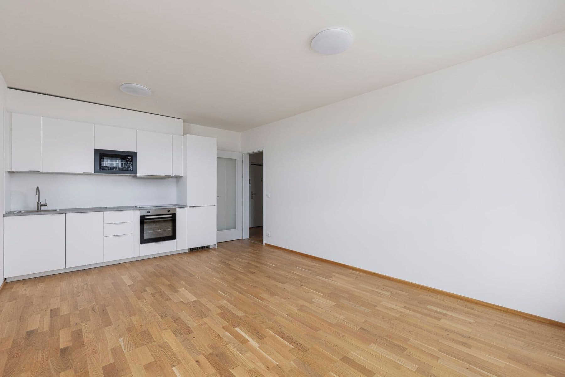 1 bedroom with open-plan kitchen flat to rent, 51 m², Fafkových, Prague, Prague 1 bedroom with open-plan kitchen flat to rent, 51 m², Fafkových, Prague, Prague