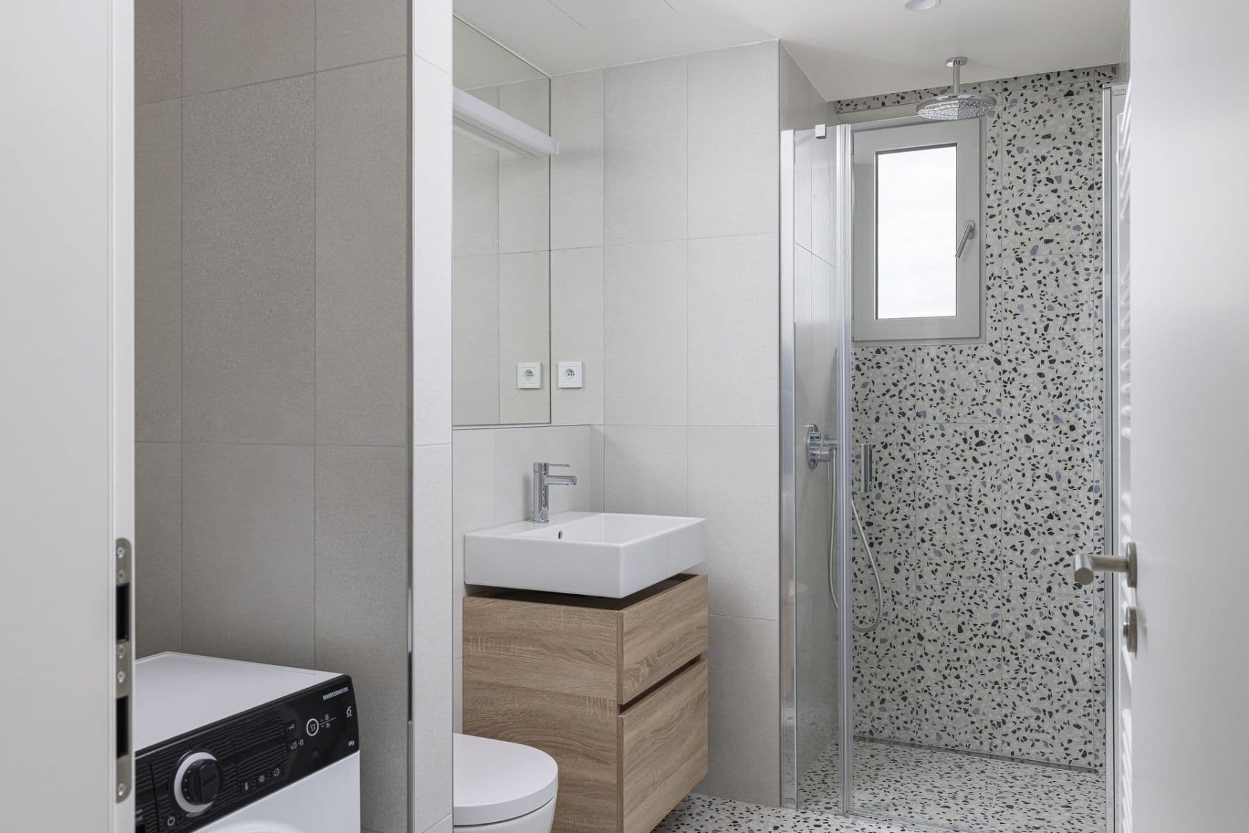 Studio flat to rent, 39 m², U Komína, Prague, Prague Studio flat to rent, 39 m², U Komína, Prague, Prague