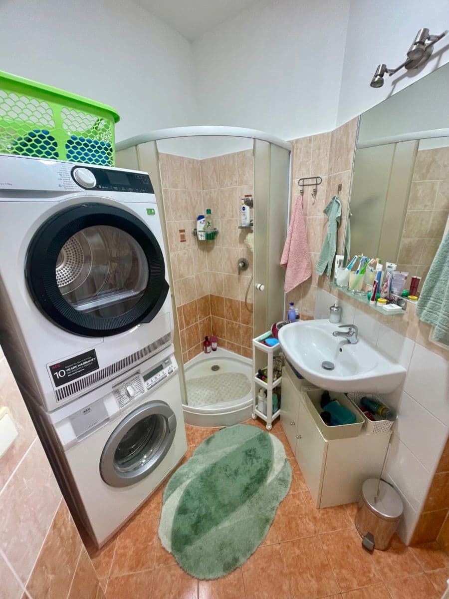 Studio flat to rent, 24 m², náměstí Hrdinů, Prague, Prague Studio flat to rent, 24 m², náměstí Hrdinů, Prague, Prague