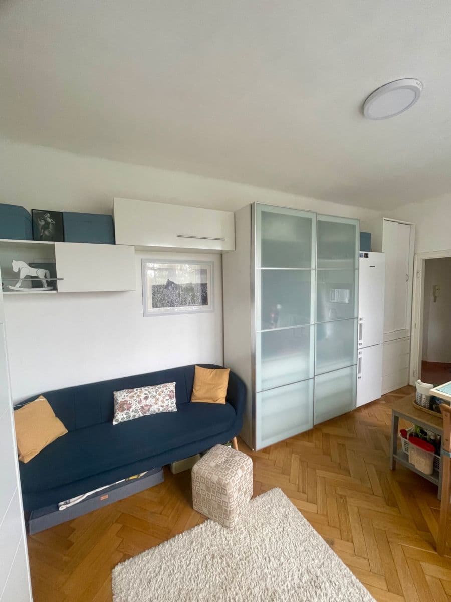 Studio flat to rent, 24 m², náměstí Hrdinů, Prague, Prague Studio flat to rent, 24 m², náměstí Hrdinů, Prague, Prague