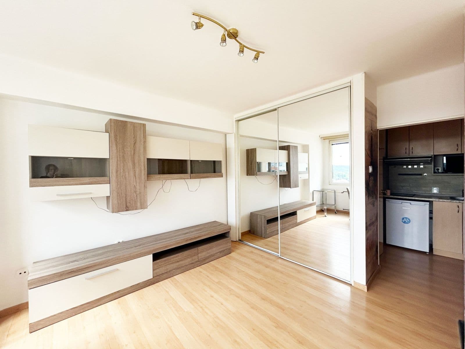 Studio flat to rent, 23 m², K Červenému vrchu, Prague, Prague Studio flat to rent, 23 m², K Červenému vrchu, Prague, Prague
