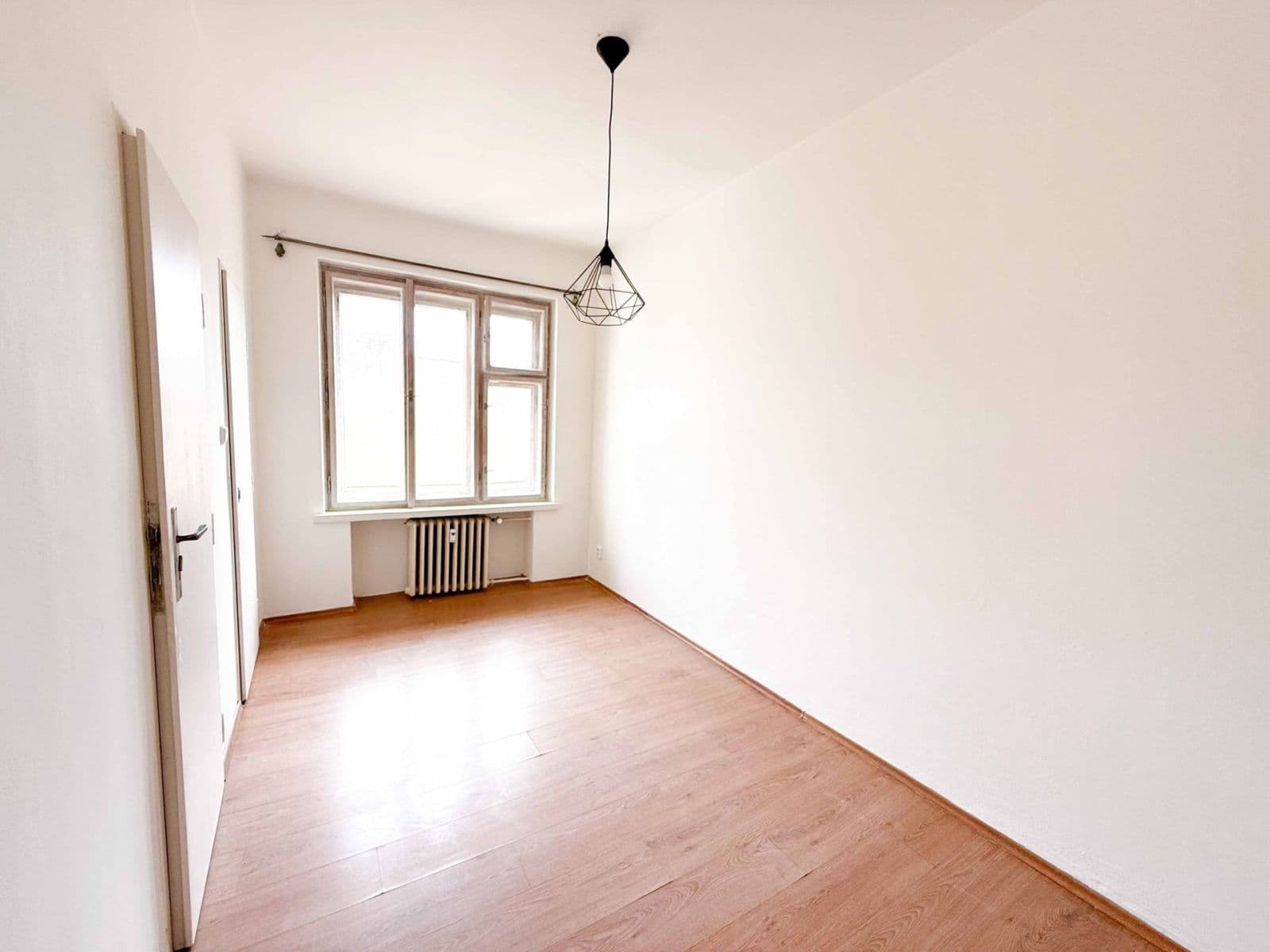 1 bedroom with open-plan kitchen flat to rent, 36 m², Nádražní, Prague, Prague 1 bedroom with open-plan kitchen flat to rent, 36 m², Nádražní, Prague, Prague