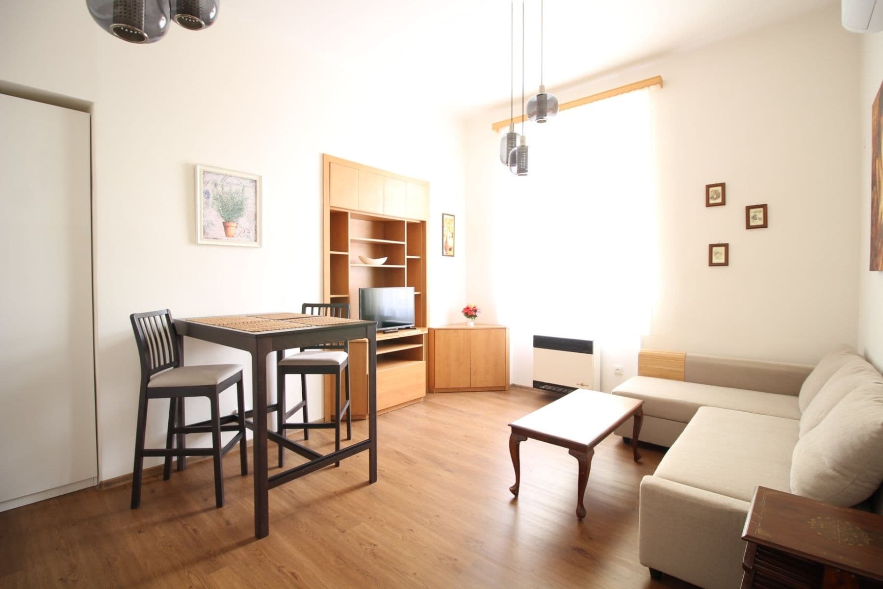 1 bedroom with open-plan kitchen flat to rent, 34 m², Vodičkova, Prague, Prague 1 bedroom with open-plan kitchen flat to rent, 34 m², Vodičkova, Prague, Prague