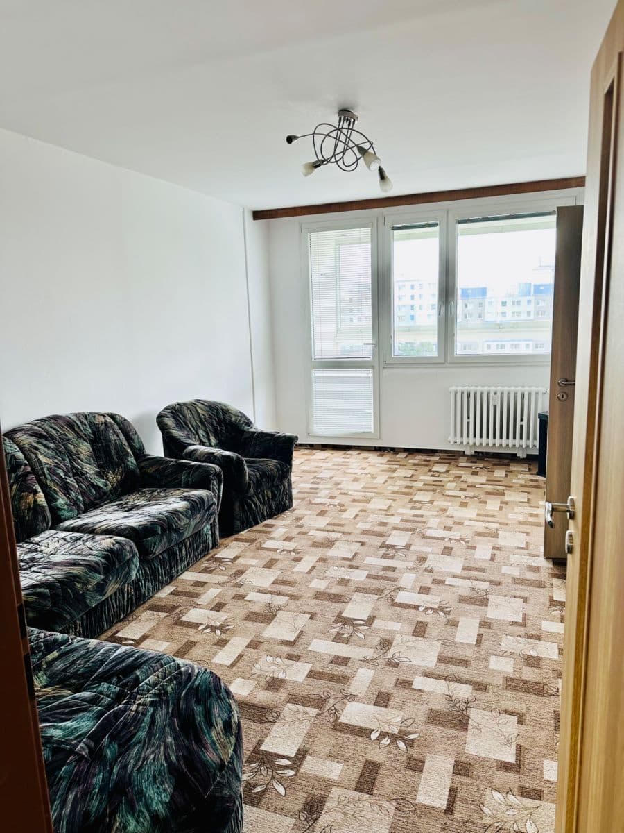 3 bedroom flat to rent, 75 m², Hekrova, Prague, Prague 3 bedroom flat to rent, 75 m², Hekrova, Prague, Prague