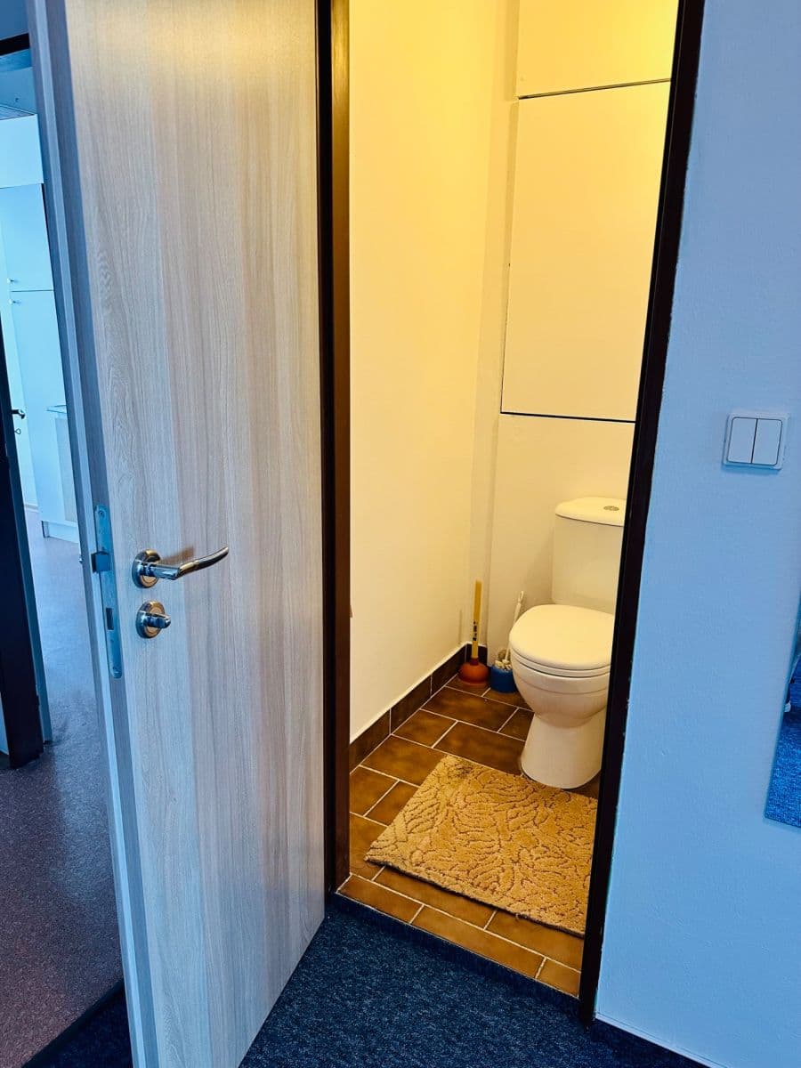 3 bedroom flat to rent, 75 m², Hekrova, Prague, Prague 3 bedroom flat to rent, 75 m², Hekrova, Prague, Prague