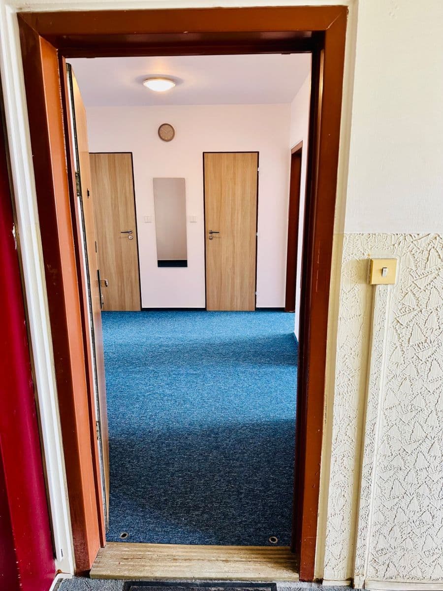 3 bedroom flat to rent, 75 m², Hekrova, Prague, Prague 3 bedroom flat to rent, 75 m², Hekrova, Prague, Prague