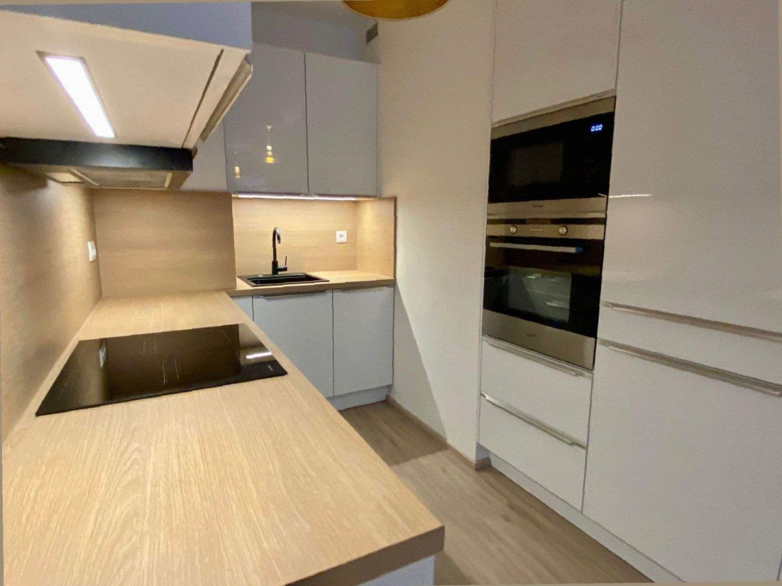 1 bedroom with open-plan kitchen flat to rent, 51 m², Do Zahrádek I, Prague, Prague 1 bedroom with open-plan kitchen flat to rent, 51 m², Do Zahrádek I, Prague, Prague