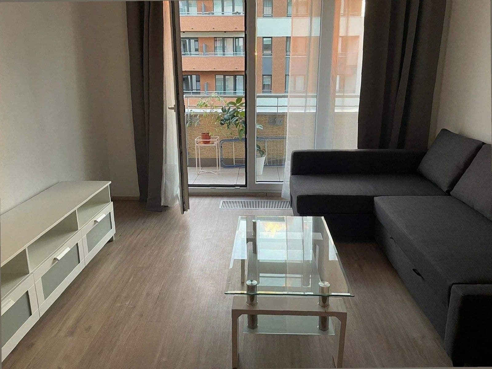 1 bedroom with open-plan kitchen flat to rent, 51 m², Do Zahrádek I, Prague, Prague 1 bedroom with open-plan kitchen flat to rent, 51 m², Do Zahrádek I, Prague, Prague