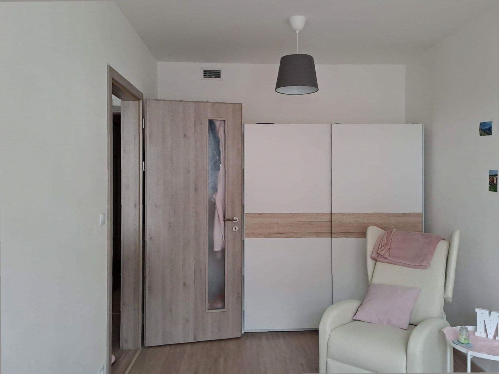1 bedroom with open-plan kitchen flat to rent, 51 m², Do Zahrádek I, Prague, Prague 1 bedroom with open-plan kitchen flat to rent, 51 m², Do Zahrádek I, Prague, Prague