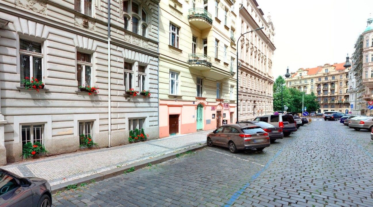 1 bedroom with open-plan kitchen flat to rent, 47 m², Gorazdova, Prague, Prague 1 bedroom with open-plan kitchen flat to rent, 47 m², Gorazdova, Prague, Prague