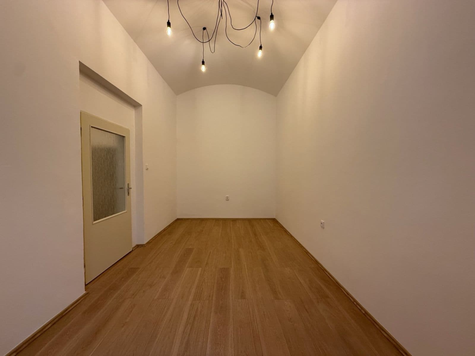 1 bedroom with open-plan kitchen flat to rent, 47 m², Gorazdova, Prague, Prague 1 bedroom with open-plan kitchen flat to rent, 47 m², Gorazdova, Prague, Prague