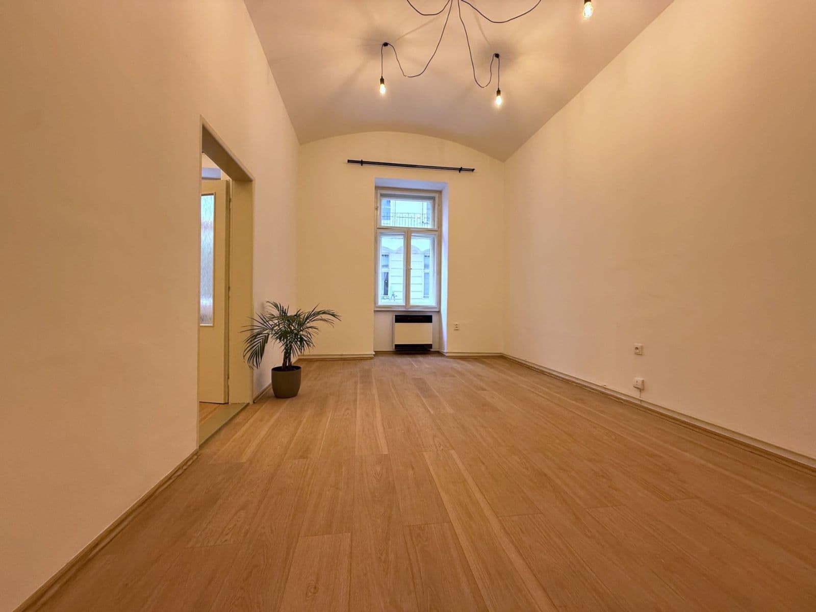 1 bedroom with open-plan kitchen flat to rent, 47 m², Gorazdova, Prague, Prague 1 bedroom with open-plan kitchen flat to rent, 47 m², Gorazdova, Prague, Prague