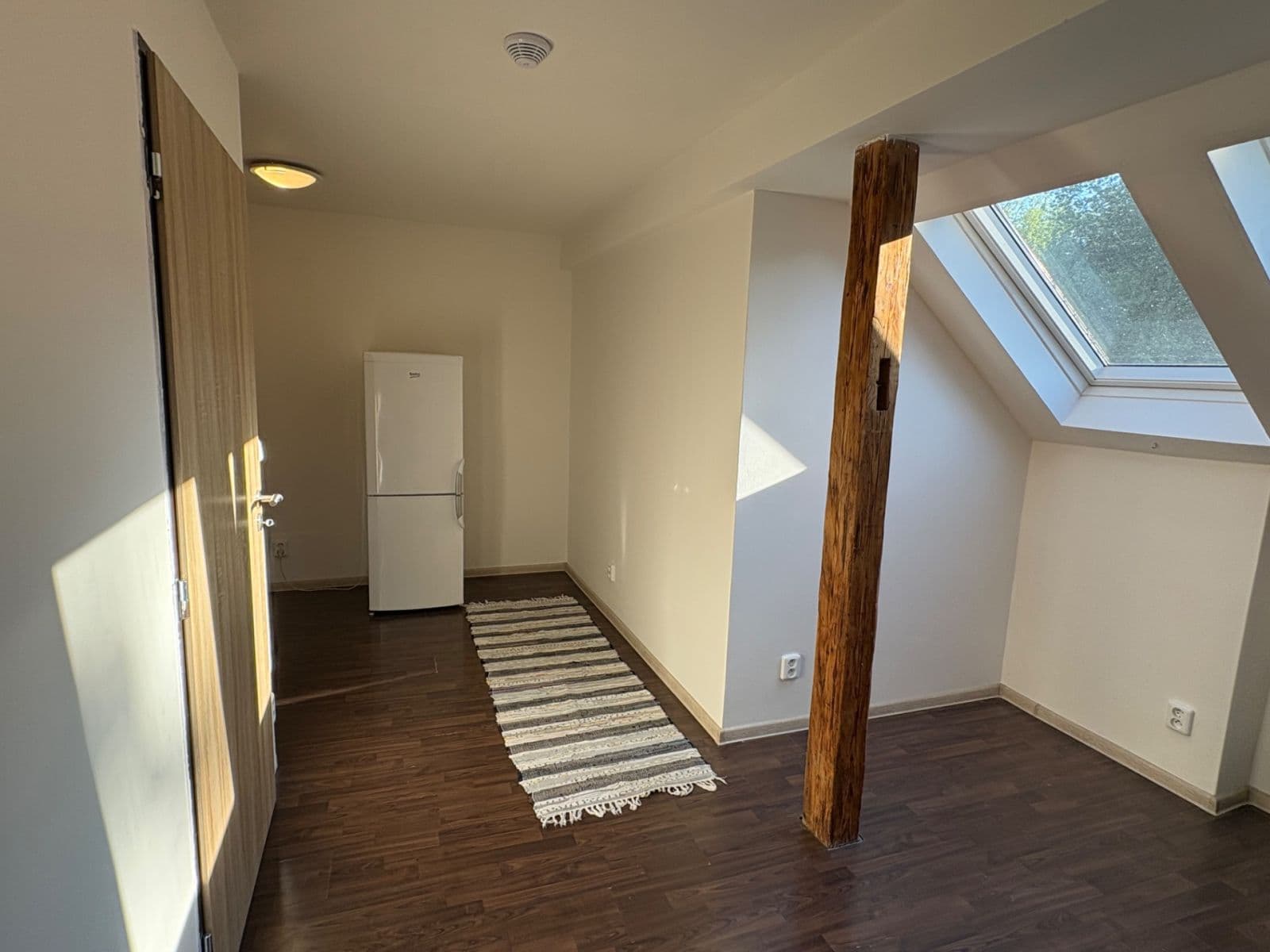 Studio flat to rent, 30 m², Nádražní, Líbeznice, Středočeský Region Studio flat to rent, 30 m², Nádražní, Líbeznice, Středočeský Region