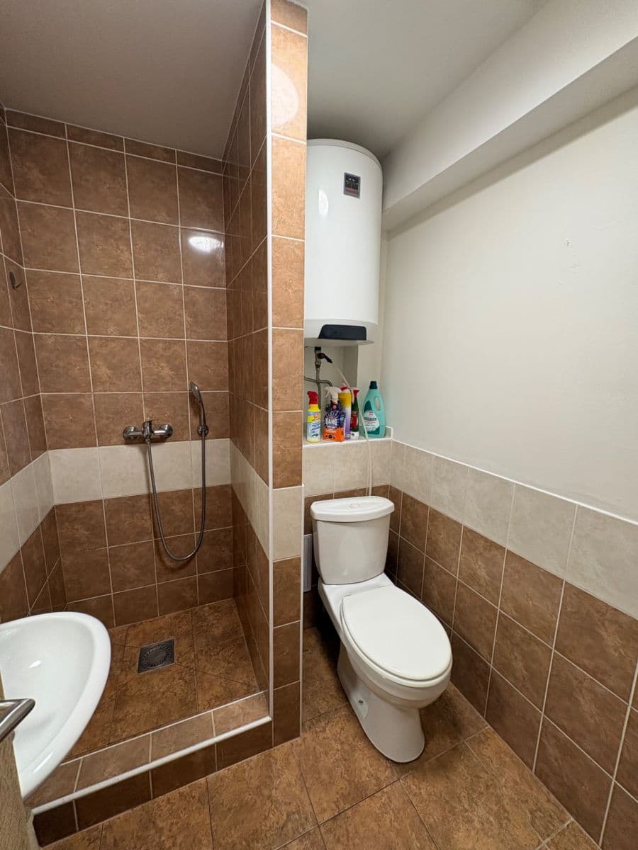 Studio flat to rent, 30 m², Nádražní, Líbeznice, Středočeský Region Studio flat to rent, 30 m², Nádražní, Líbeznice, Středočeský Region