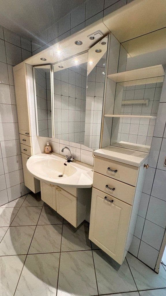 3 bedroom flat for sale, 86 m², Monschauer Straße 5, Hagen, North Rhine-Westphalia 3 bedroom flat for sale, 86 m², Monschauer Straße 5, Hagen, North Rhine-Westphalia