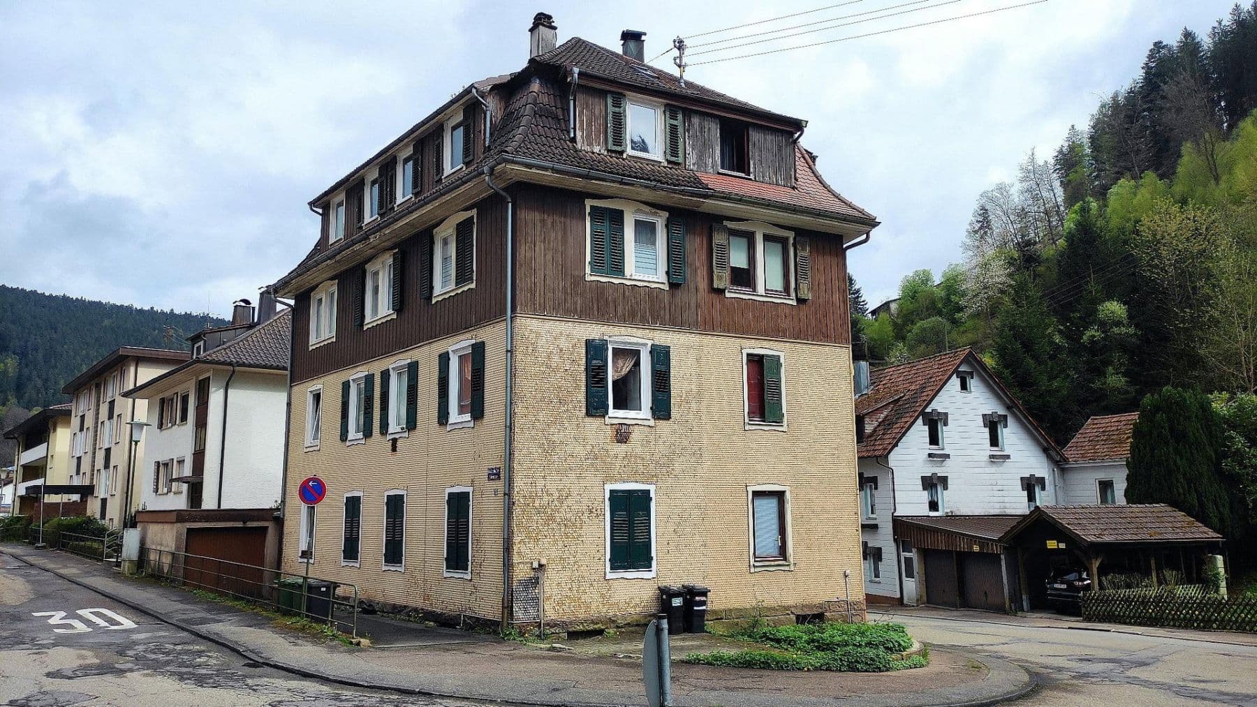 house for sale, 240 m², Hohenlohestr. 75, Bad Wildbad, Baden-Württemberg house for sale, 240 m², Hohenlohestr. 75, Bad Wildbad, Baden-Württemberg
